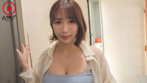 【巨乳 中出し】「子供のお迎えの時間まで抱いて…」 マッチングした子持ち巨乳妻は自宅へセフレを連れ込み性欲発散するビッチワイフだった。 人妻:わかさん。│NPJ│npjs00123