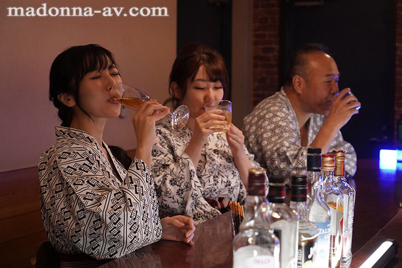 【巨乳 中出し】密着セックス ~夫の上司と夫の居ない温泉旅行で酒と不貞に溺れた私~ 上羽絢│Madonna│juq00684