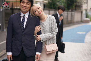 【巨乳 中出し】パパ活するスレンダー巨乳女を制裁するはずが…なぜかオレ専用肉オナホに調教していた。 百永さりな│ダスッ!│dass00644