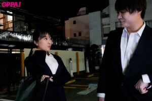 【巨乳 中出し】会社の飲み会で終電を逃した僕に「うちに泊まっていきます？」と巨乳の後輩女子が小悪魔な囁き。部屋着の胸チラ誘惑に負けて何度もSEXした 月野かすみ│OPPAI│pppd00933