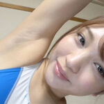 【巨乳 中出し】木下ひまり 濡れてテカってピッタリ密着 神競泳水着 可愛い女子の競泳水着姿をじっとりと堪能！着替え盗撮から始まり貧乳から巨乳にパイパン、ハミ毛、ジョリワキ等のフェチ接写やローションソーププレイや競泳水着ぶっかけ等を完全着衣で楽しむAV│神競泳水着│1okk00081