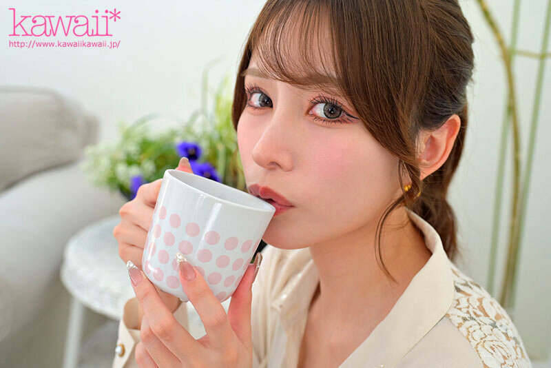 【巨乳 中出し】【VR】伊藤舞雪とお忍びお泊まりデートVR プール貸し切って、オシャレなカフェでくつろいで、いっぱいチューして、朝を迎えるまで燃えたぎるSEXして…│kawaii* VR│kavr00440