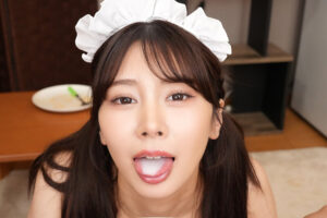 【巨乳 中出し】【VR】ボク専属の甘々パイパン巨乳メイドは至近距離で全肯定しながらトロ甘つるつるマ〇コで幸せイキさせてくれる癒し空間 鳳みゆ│KMPVR-彩-│savr00798