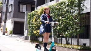 【巨乳 中出し】電動キックボードで帰宅する小生意気な巨乳女先輩 不登校デカチン童貞後輩に「ほらっ挿れてみな！」とあおったら逆にメスイキLOOPされたよぉぉ～│LOTUS│h_047at00182