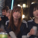 【巨乳 中出し】ゴールイン！美少女サポーター達とスタジアム外で秘密のオフサイド！【みゆ/ゆみ/れい/りん】Ver.みゆ＆ゆみ│----│1vrnc00058
