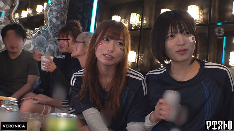 【巨乳 中出し】ゴールイン！美少女サポーター達とスタジアム外で秘密のオフサイド！【みゆ/ゆみ/れい/りん】Ver.みゆ＆ゆみ│----│1vrnc00058