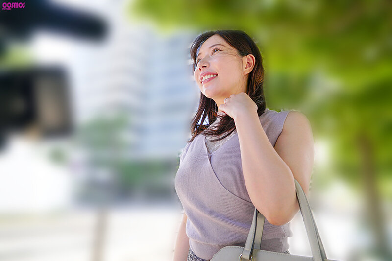 【巨乳 中出し】素人妻が一般大学生の自宅にコンドーム1つ渡され一泊一度のゴム姦では満足できず宿泊中2度もガチ中出しを許してしまう騎乗位でイキ乱れるHカップ妻 まいさん 30歳│COSMOSPICTURES（ソフト・オン・デマンド）│1hawa00340