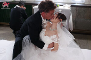 【巨乳 中出し】俺の命より大切な最愛の妹が腐れ中年オヤジと望まない結婚を強いられて…何発も何発もウェディング種付け妊娠性交 五日市芽依│ダスッ！│dass00460