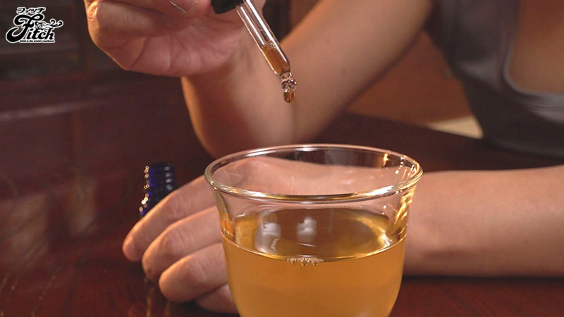 【巨乳 中出し】俺をナメてるメスガキ姪っ子の生意気マ○コに大人の激ピス種付けFUCKで分からせてやった！ ガキのくせに発育しきったHcupのJ系 北野未奈│Fitch│jufe00451