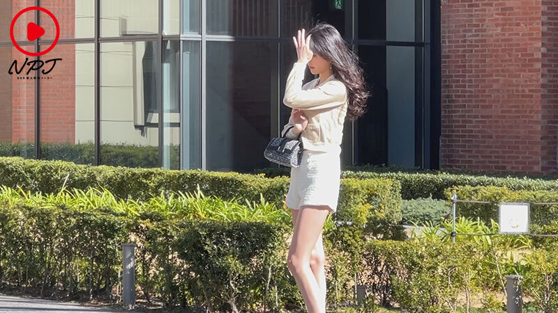 【巨乳 中出し】某高級ラウンジ殿堂入りの超イイ女とハメたい シャンパンおろしてやっと口説いた超美形嬢はベッドでもハイスペック！イクたび確変エロさ暴走！朝まで絶倫SEX攻防戦6発 高級ラウンジ嬢:ひな│NPJ│npjs00068