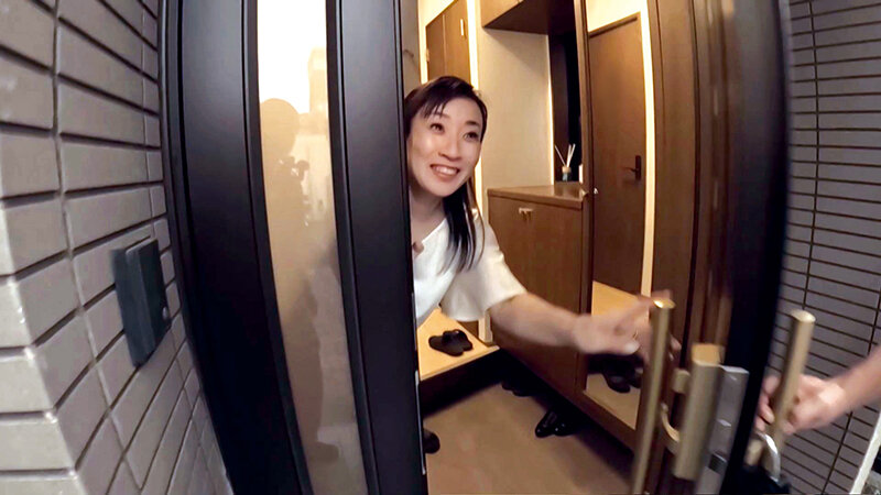 【巨乳 中出し】夫と子の居ぬ間に自宅訪問し奥さんをやりたい放題メチャクチャにして生中出ししまくり家中を女潮と精子まみれにして帰りました。 美原すみれ│----│embz00339