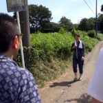 【巨乳 中出し】東京から田舎に撮影にきたナンパ隊！散歩中の色白熟女をナンパしてお宅拝見！そのまま3P乱交中出しSEX！│即ヌキ│h_1724a107g00007