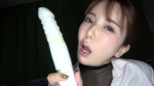 【巨乳 中出し】【4K】まさかの秘密にフル勃起 いつも厳しいデカ尻爆乳な先輩社員の誰にも言えないストレス発散方法は全身透け透けタイツ痴女 波多野結衣│MANIAC（クリスタル）│madv00622