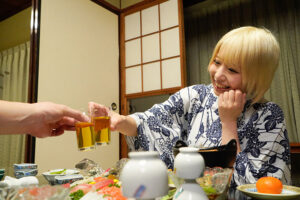 【巨乳 中出し】内緒でエグいサービスしてくれたメンズエステ嬢を温泉旅行に誘って生ハメしたら何度も求めるヤリマンだった VOL.4│----│1dandy00803