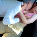 【巨乳 中出し】送迎車の中で憧れの巨乳介護士をじっとりねっちょり舐めイカせる痴●爺さん│SYUCHI│1nhdtb00834