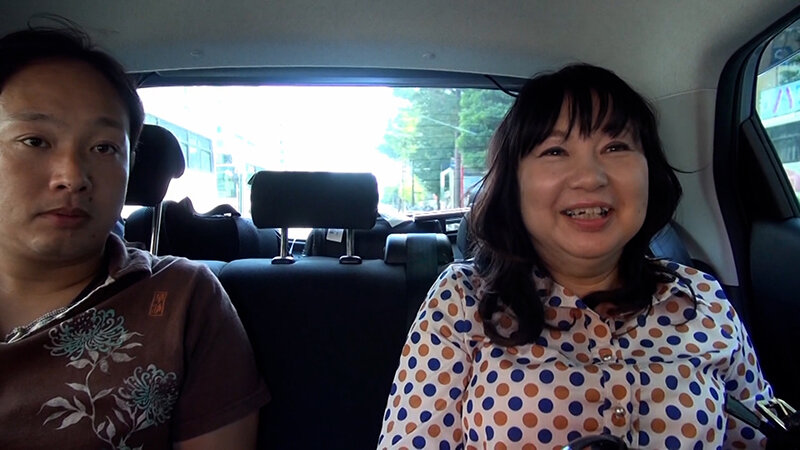 【巨乳 中出し】AVセックスがしたいと連絡してきた生粋の博多っ娘のバツイチ熟女と濃厚中出し初撮りSEX！│即ヌキ│h_1724a123g00006