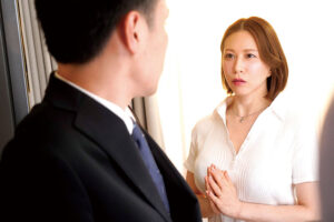 【巨乳 中出し】妊活中にねとられて… 妊活支援センターで他人棒を挿れられ孕むほど濃ゆい精子を注ぎ込まれた妻 一場れいか│卍GROUP│ngod00231