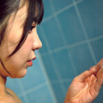 【巨乳 中出し】引越し業者の新人営業担当の私は…旦那に内緒でお客様を気持ち良くさせちゃうチョロい人妻 吉澤友貴│極グループ│h_1100hzgd00333