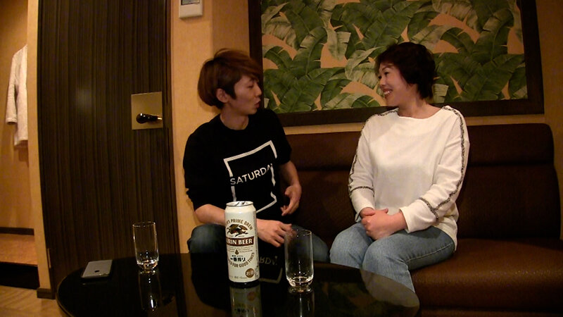 【巨乳 中出し】SEXは好きだけどプライベートではご無沙汰。遅咲き熟女がAVエッチで欲求不満解消の濃厚交尾！│即ヌキ│h_1724a129g00005