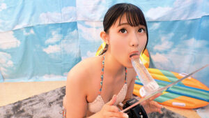 【巨乳 中出し】ビキニ姿が眩しい水着ギャルが【お口だけでコンドーム装着】 ノーハンドでデカチンを咥えた彼有りビキニギャルのオマ○コから恥ずかし汁が水着を越えて溢れ出す！！口の中でドンドン大きくなる極太ペニス…「下のお口にも入れてほしいかも（/ω￥）」開放的なサマーGA…│赤面女子│h_1324skmj00771