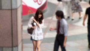 【巨乳 中出し】見た目はハデなのに実は恥ずかしがり屋?!ウエスト細いのに脱がせてみたらGカップな人妻さんと一期一会の中出しセックス!│即ヌキ│h_1724v152i00002