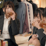 【巨乳 中出し】『ねぇ～どっちのマ○コが気持ちいい？』ダブルピストン騎乗位＆ダブル巨乳サンドされながら巨乳すぎる先輩女子社員とまさかの3P！どっちのマ○コ…│HHHグループ│huntb00187